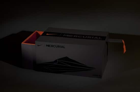 packaging-design-shoe-34a