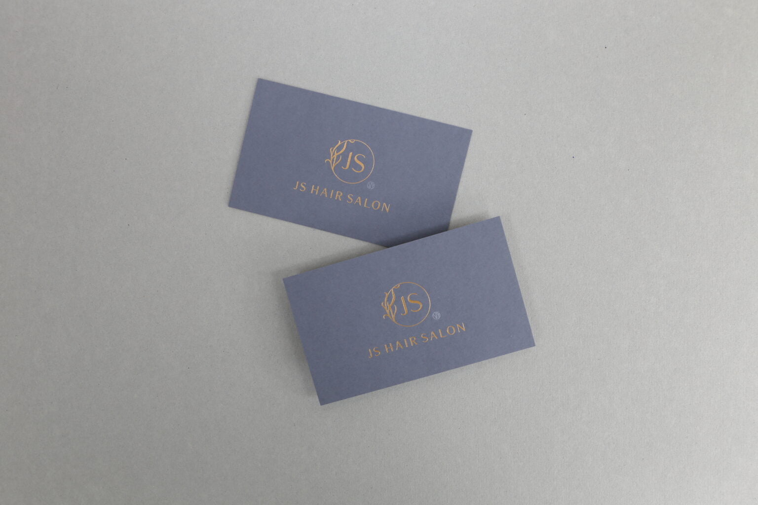 JS salon 名片設計：新百代紙、凸版印刷＋燙霧金｜魚躍創意